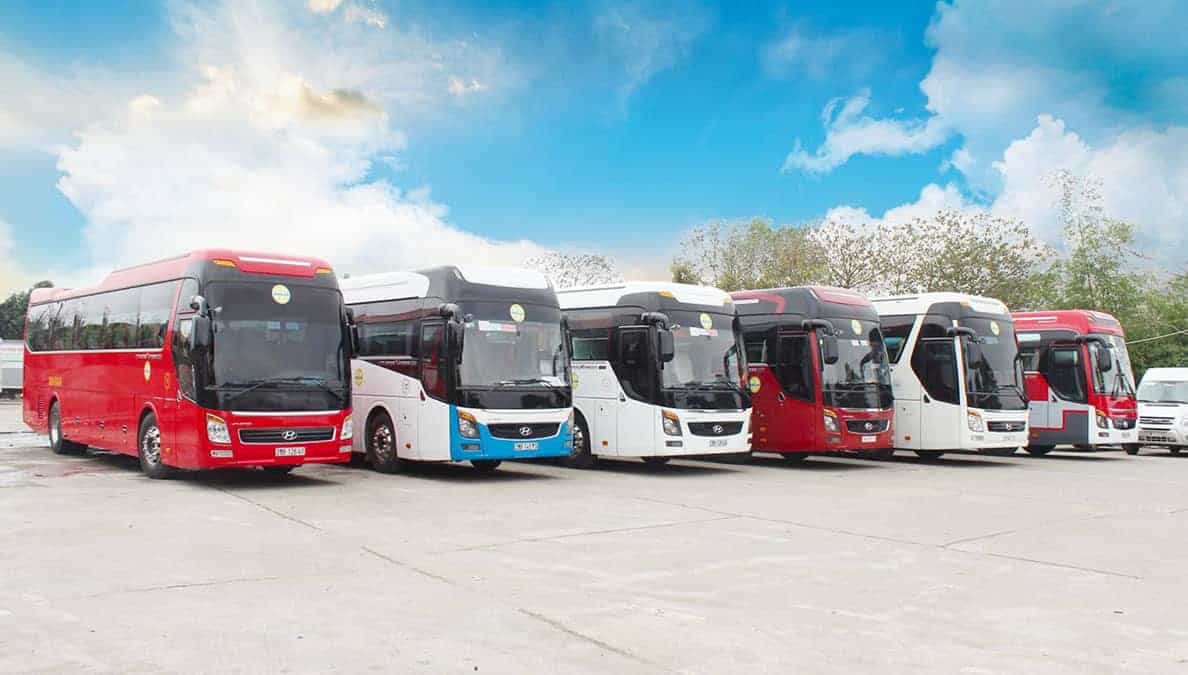 Dịch vụ cho thuê xe du lịch 45 chỗ của DKT Transport có giá cạnh tranh và nhiều gói dịch vụ đáp ứng nhu cầu của khách hàng