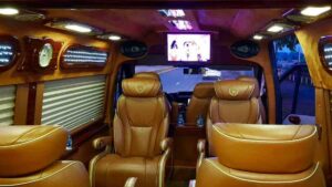 Bảng giá thuê xe Limousine đi Sapa