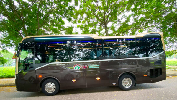 DKT Transport cho thuê xe Limousine 19 chỗ Hà Nội