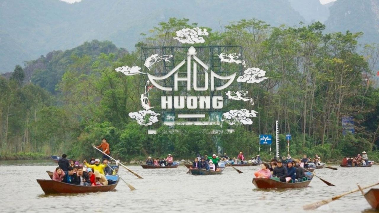 Tháng Giêng là thời điểm lý tưởng để đi chùa Hương