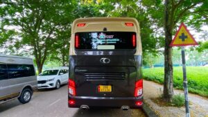 Giá thuê xe Limousine đưa đón sân bay Nội Bài