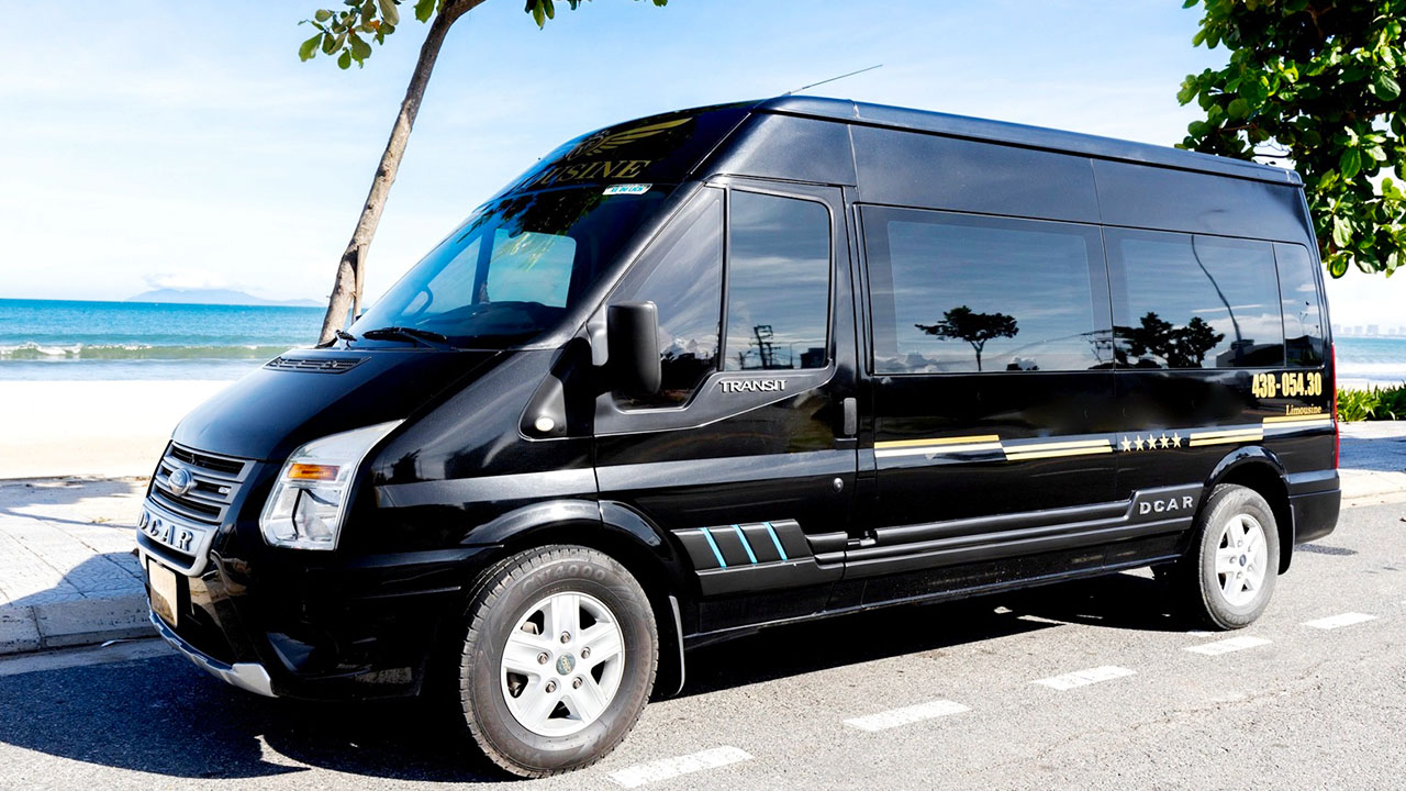 Dịch vụ thuê xe Limousine 9 chỗ đi Quảng Ninh của DKT Transport