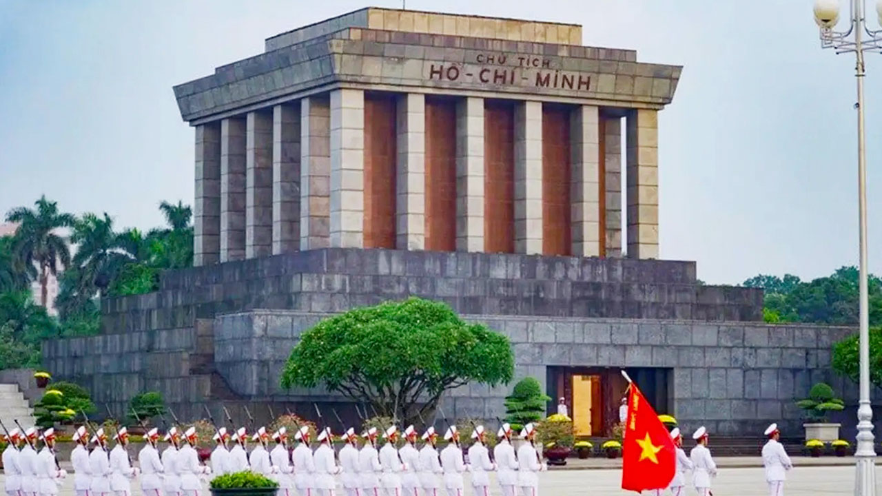 Lăng Chủ Tịch Hồ Chí Minh