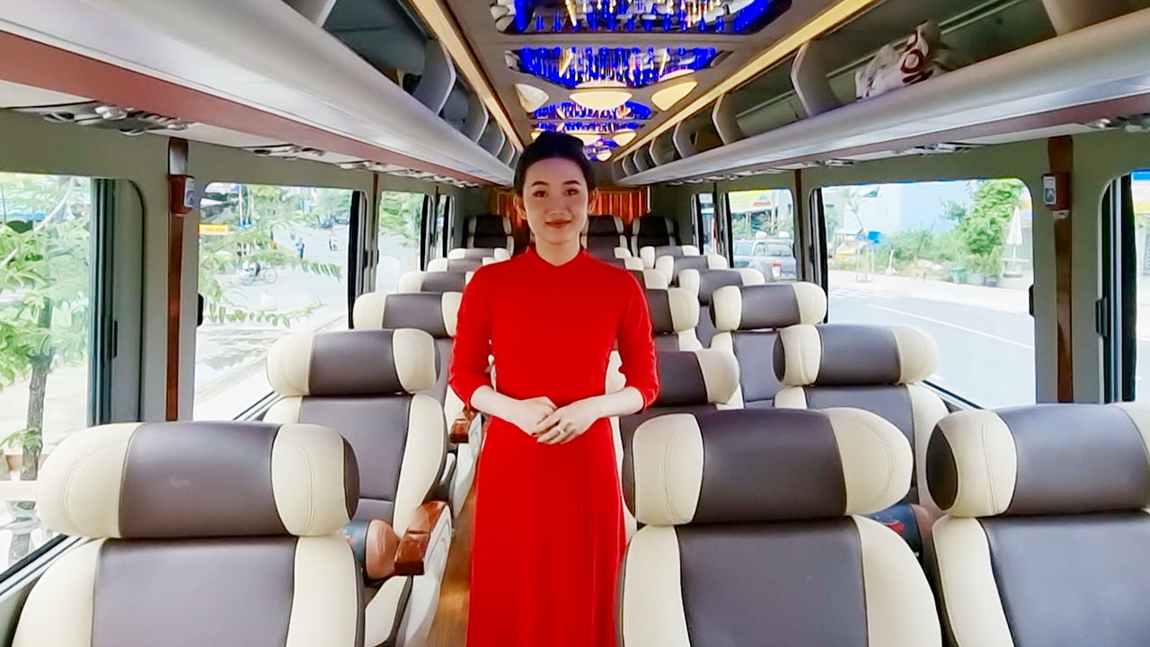 Xe Limousine nội thất và tiện nghi sang trọng