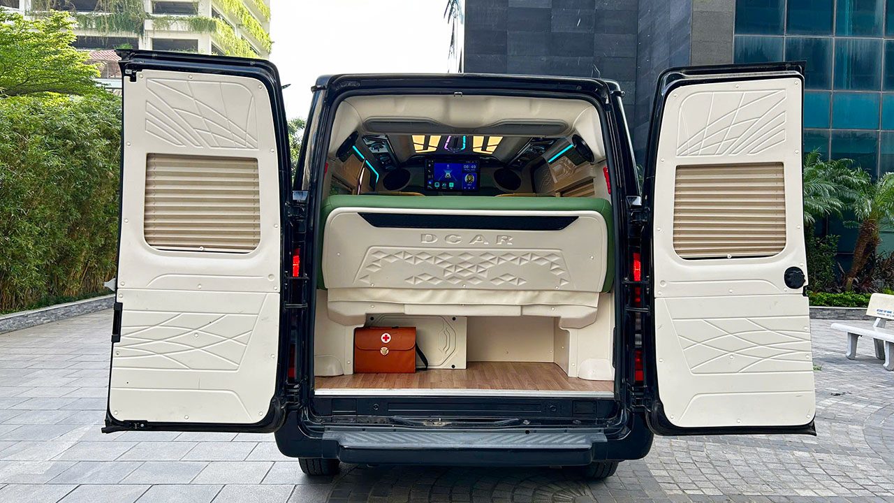 Quy Trình Đặt Thuê Xe Limousine