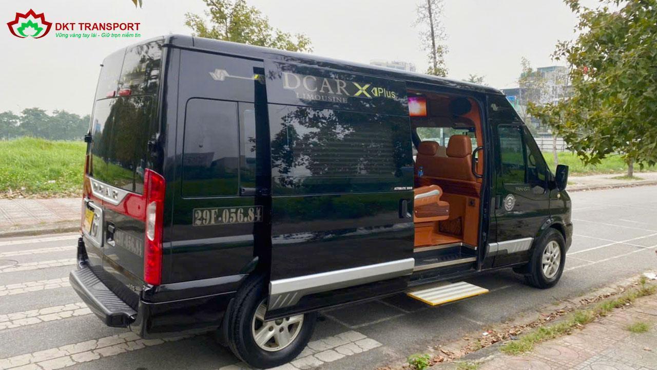 Xe Limousine đưa đón sân bay