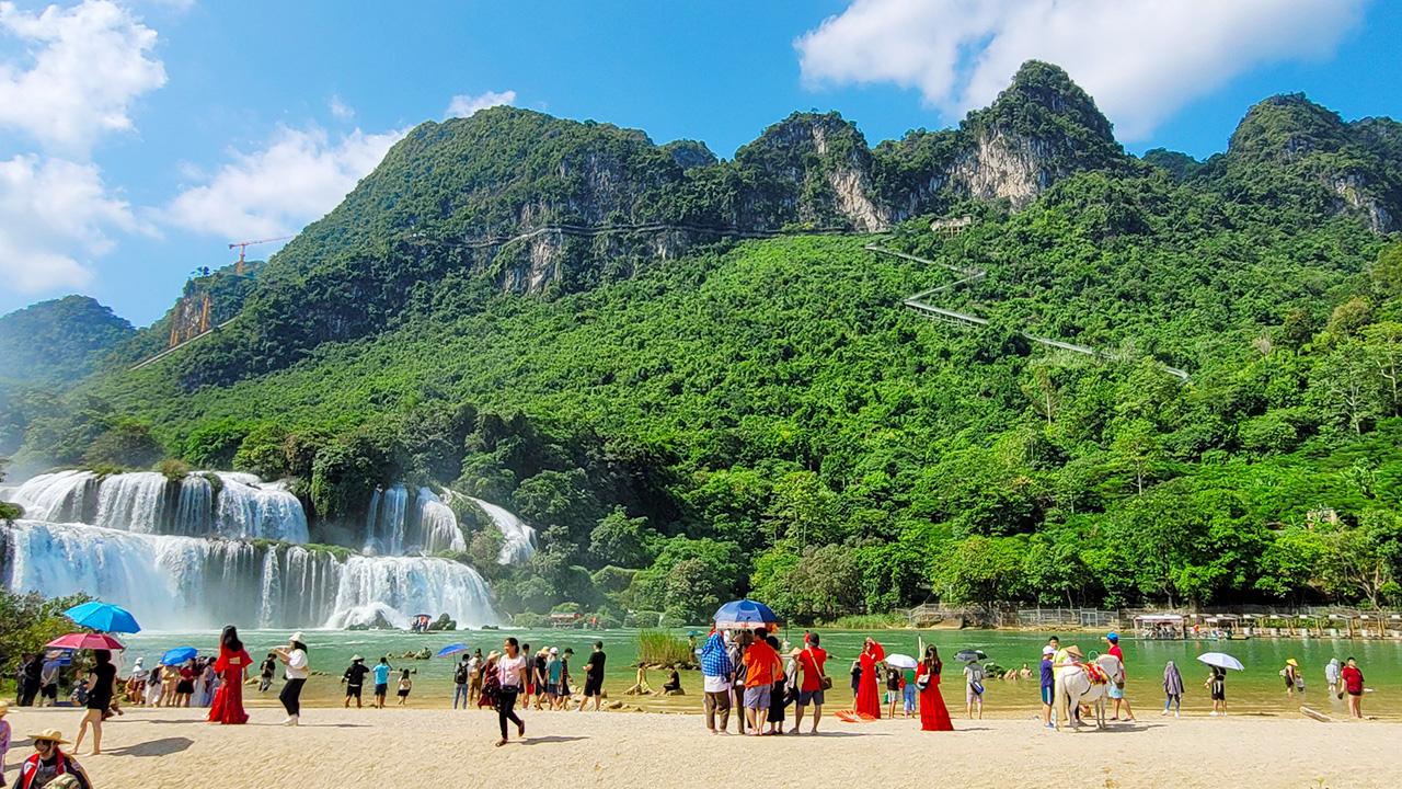 Khách hàng đánh giá về DKT Transport