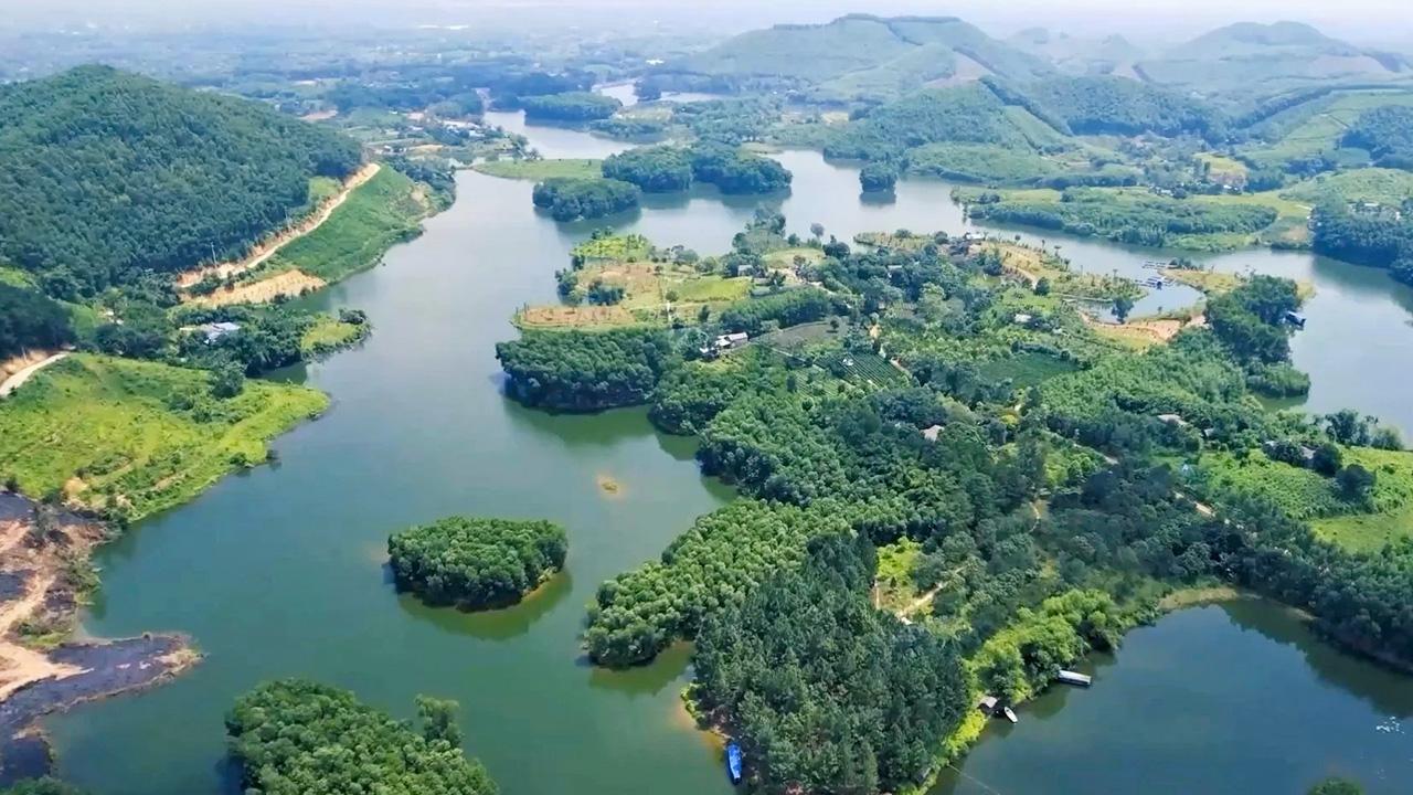 Hồ Ghềnh Chè