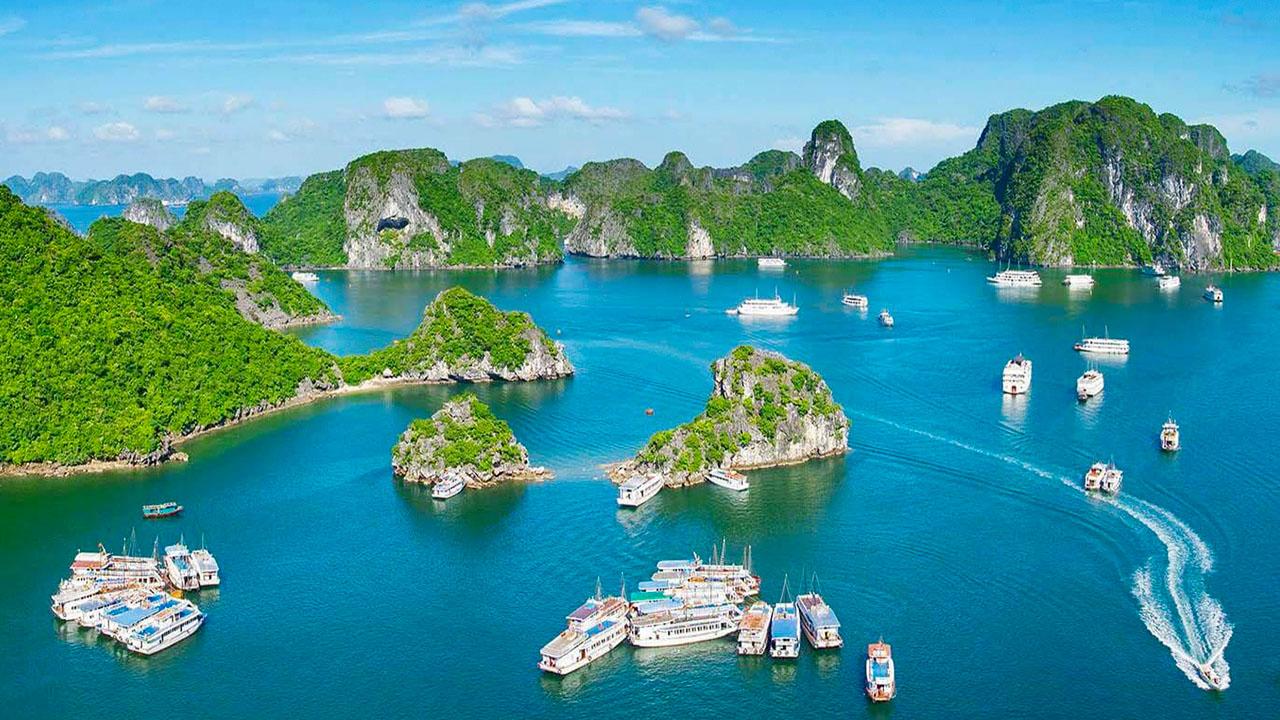 Thời điểm lý tưởng nhất đi Cát Bà là từ tháng 4 đến tháng 10 trong năm