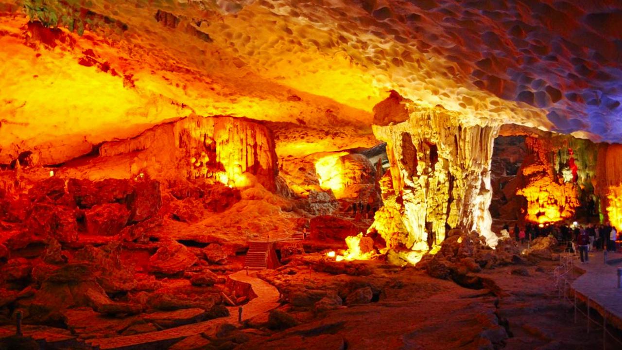 Hang Sửng Sốt