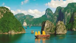 Lịch Trình Tham Quan Hạ Long Cho Người Mới