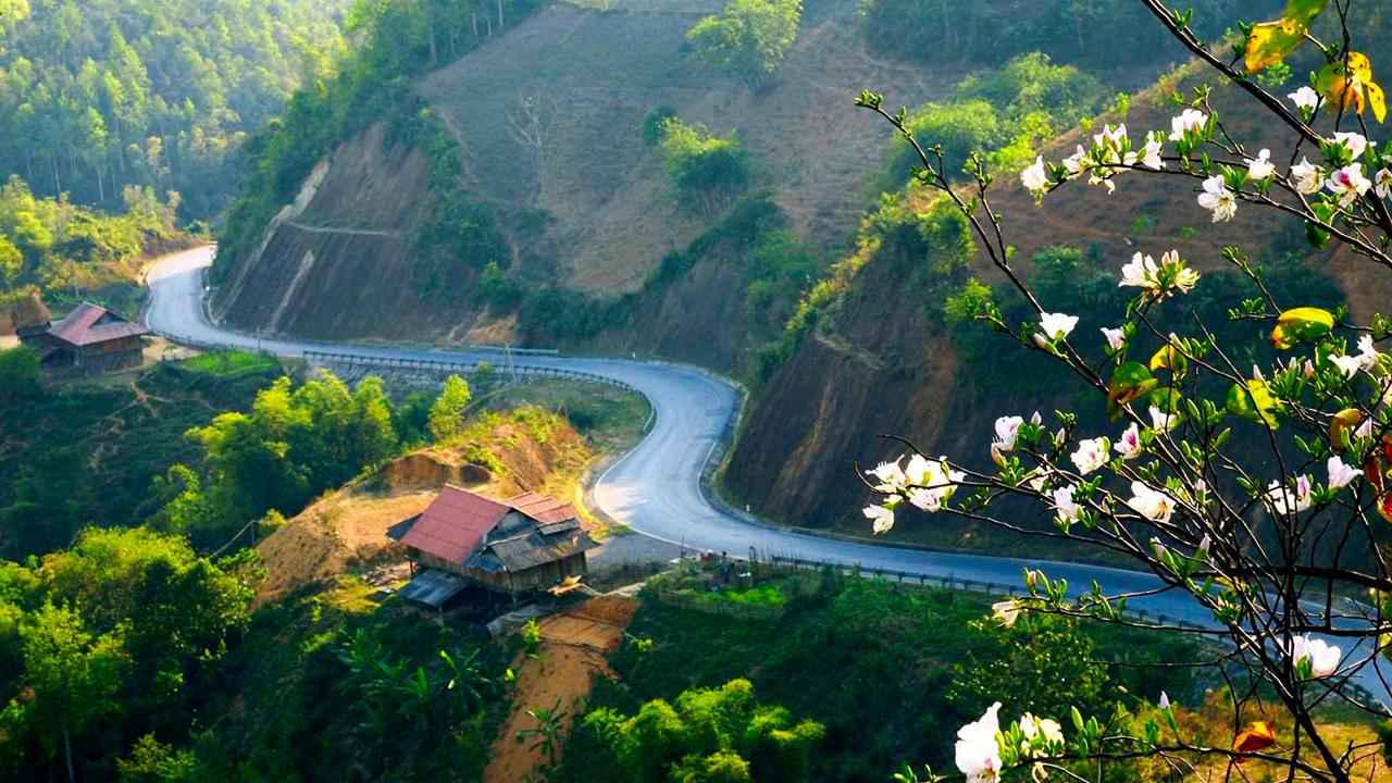 Cung đường đi Điện Biên Phủ và Lai Châu