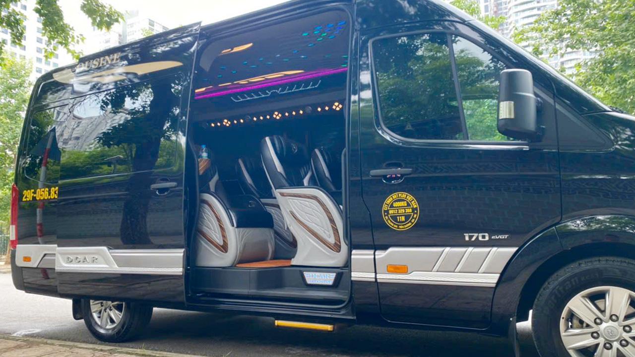 Xe Limousine 11 chỗ