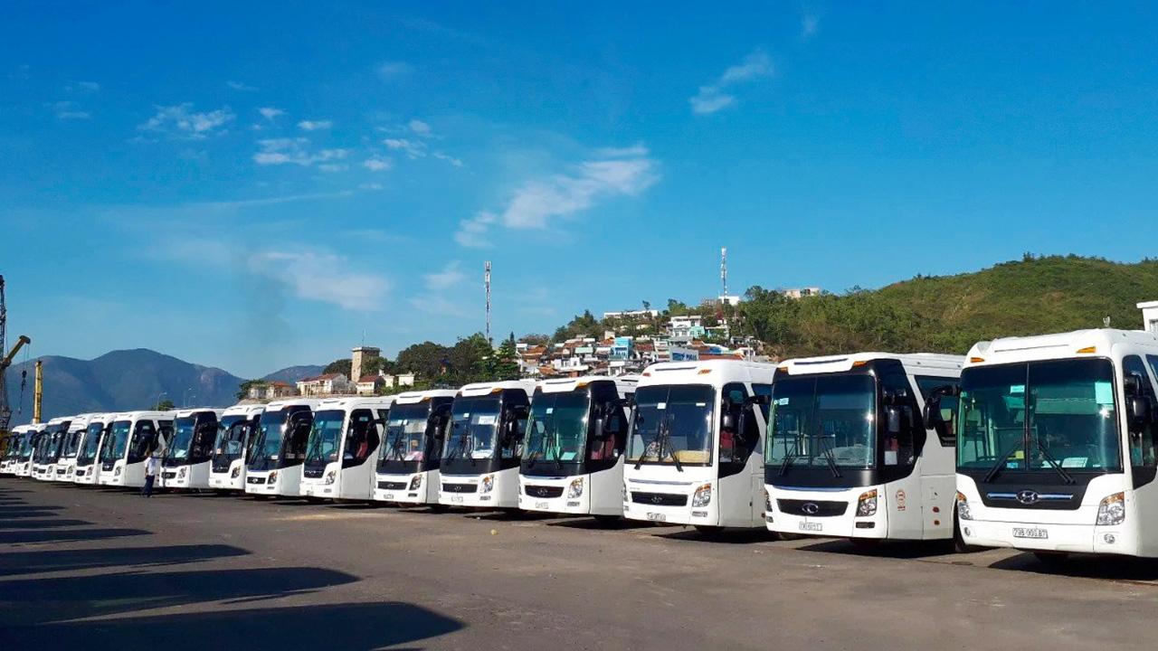 DKT Transport cho thuê xe du lịch 45 chỗ