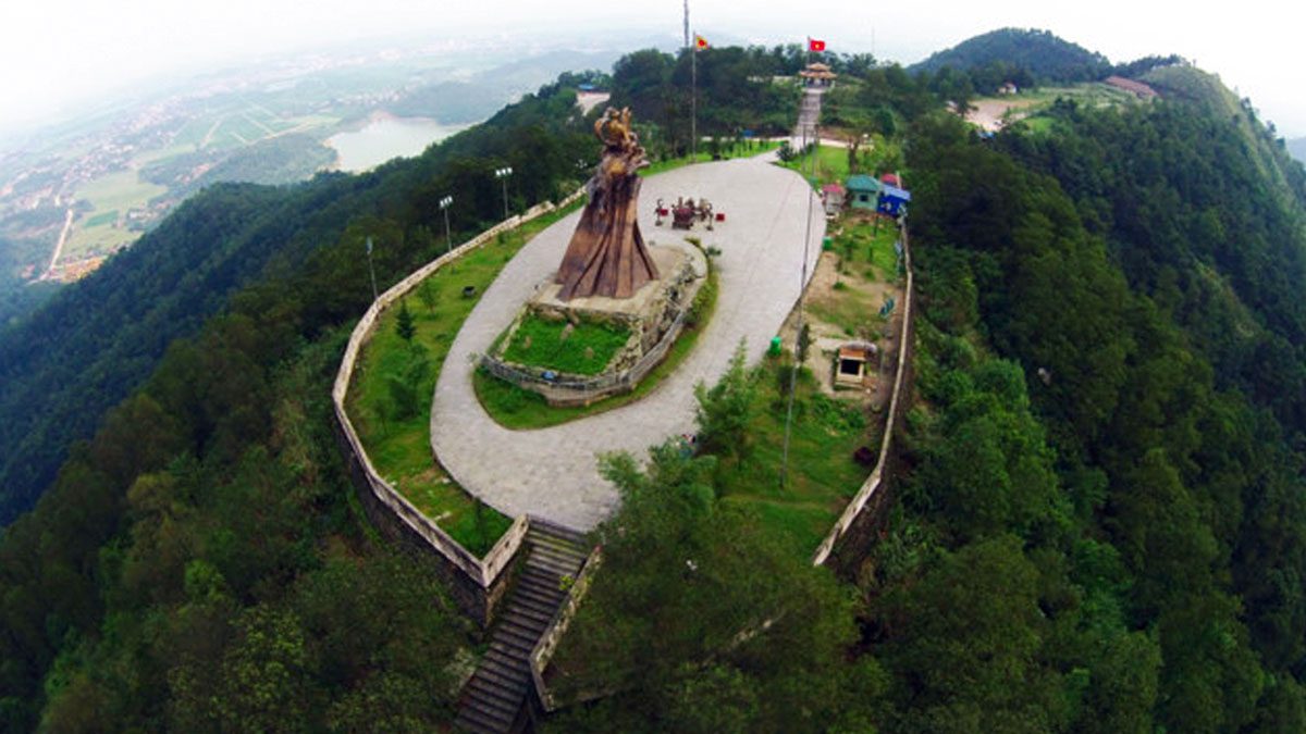 Đền Sóc Sơn - đền thờ Thánh Gióng- tứ bất tử Việt Nam