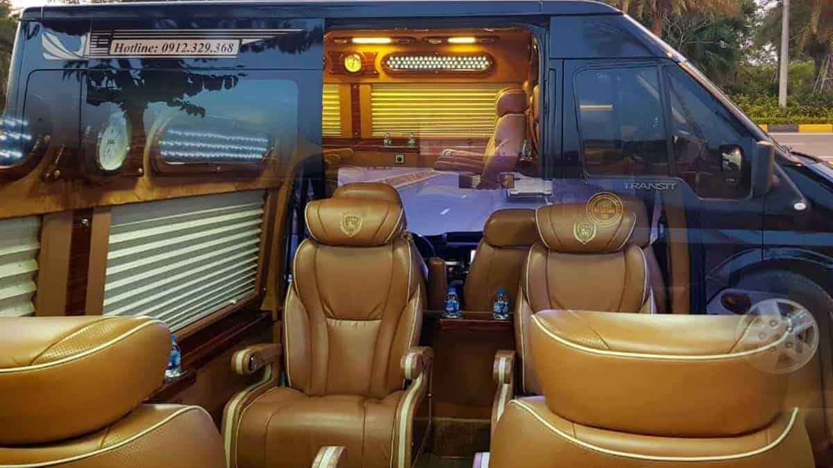 Di chuyển bằng Limousine lên Tam Đảo