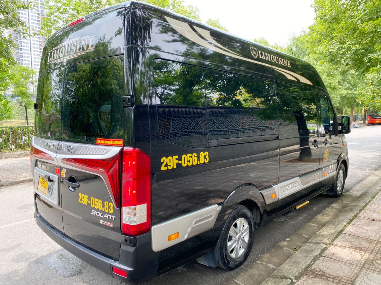 Essential Tips You Must Know Before Renting a DCAR Limousine